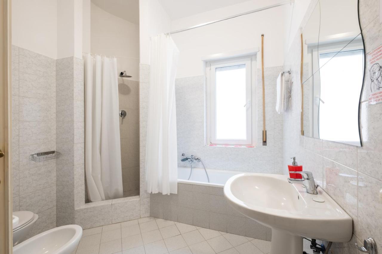 Take It Easy Roma Guest House מראה חיצוני תמונה