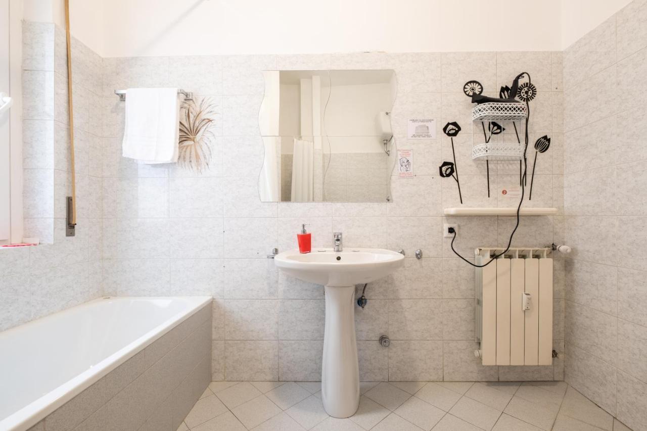 Take It Easy Roma Guest House מראה חיצוני תמונה