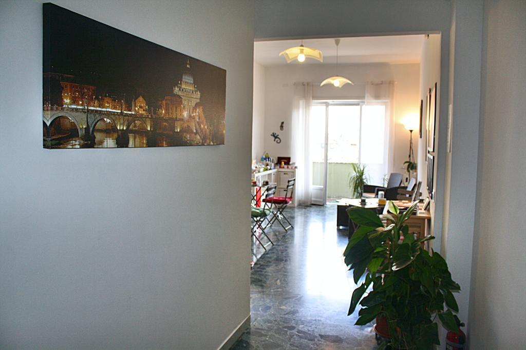 Take It Easy Roma Guest House מראה חיצוני תמונה